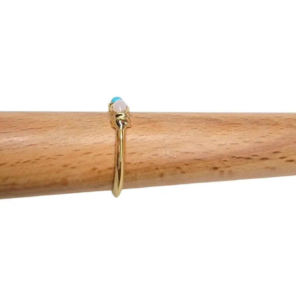 Vintage Avon Gold Tone Faux Turquoise Opal Moonstone 3 Stone Ring Band Size 7